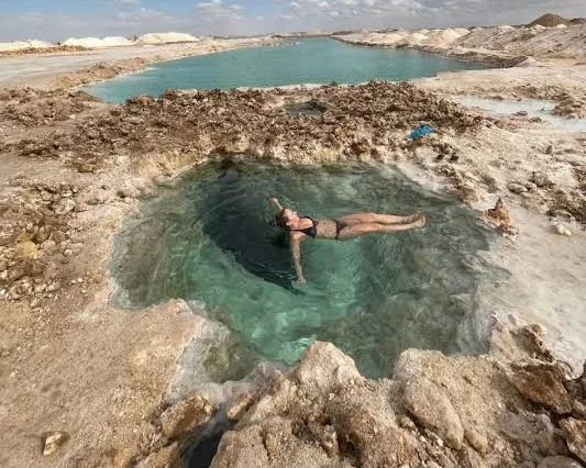 Il tour definitivo di 3 giorni all’Oasi di Siwa dal Cairo: il deserto e i laghi salati